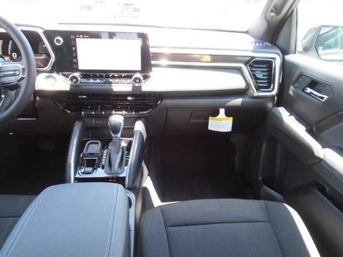 New 2026 GMC Canyon Elevation w/ Convenience Package RWD image 14