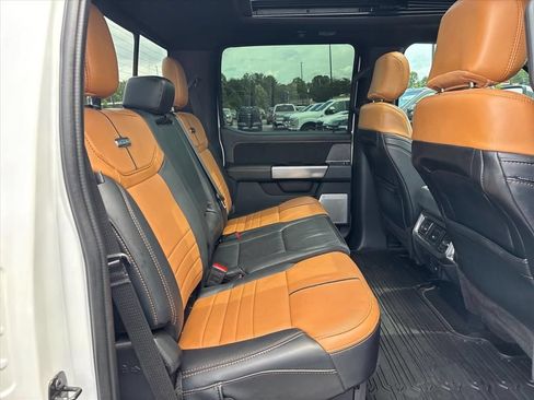Used 2024 Ford F250 Platinum w/ FX4 Off-Road Package AWD/4WD image 15