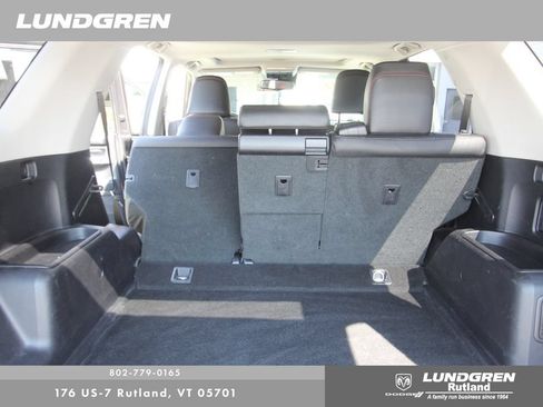 Used 2021 Toyota 4Runner TRD Off-Road Premium w/ Moonroof Package AWD/4WD image 9