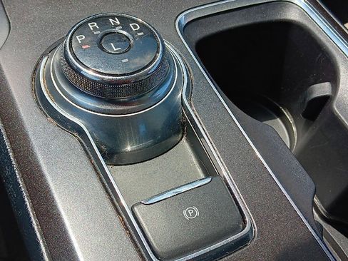 Used 2017 Ford Fusion Titanium image 22