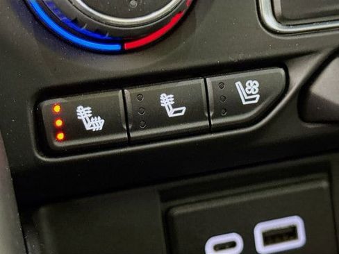 Used 2024 Chevrolet Suburban High Country w/ Advanced Technology Package image 24