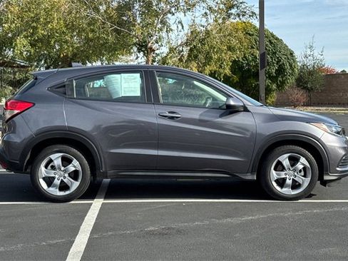 Used 2020 Honda HR-V LX image 3