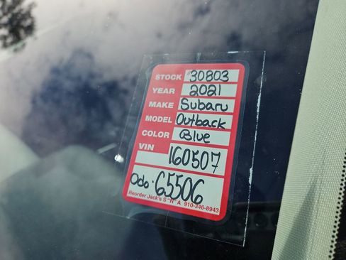 Used 2021 Subaru Outback Premium image 12