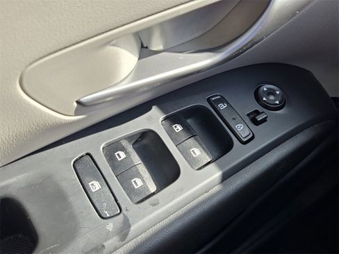 Certified 2023 Hyundai Tucson SE image 25