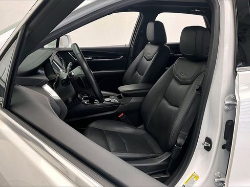 Used 2020 Cadillac XT5 Premium Luxury image 25