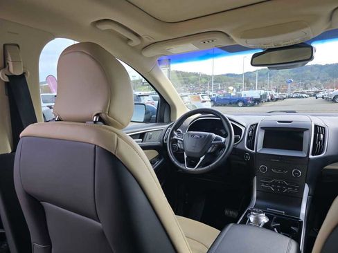 Used 2019 Ford Edge SEL w/ Equipment Group 201A image 10