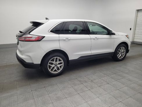 Used 2024 Ford Edge SEL image 10