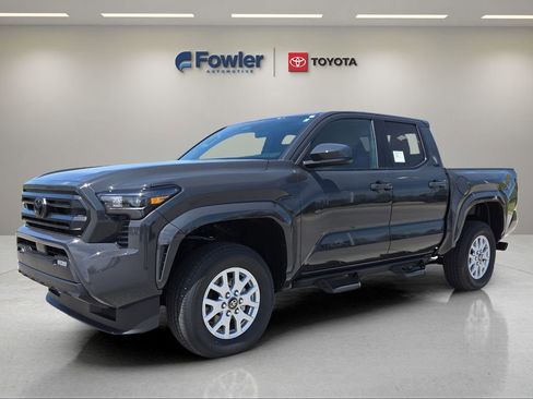 New 2026 Toyota Tacoma SR5 AWD/4WD image 3