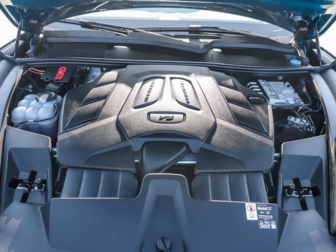 Used 2025 Porsche Cayenne image 43