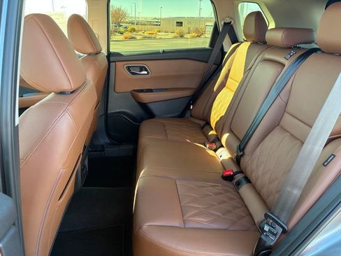 New 2026 Nissan Rogue Platinum w/ Platinum Premium Package image 18