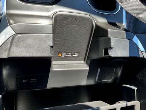 Used 2023 Chevrolet Silverado 1500 LT Trail Boss w/ LT Trail Boss Premium Package image 27