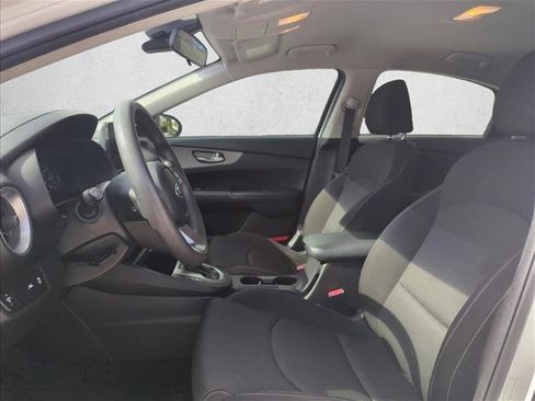 Used 2021 Kia Forte LXS FWD image 14