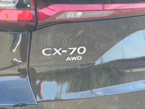 Certified 2025 MAZDA CX-70 3.3 Turbo w/ Preferred Package AWD/4WD image 27