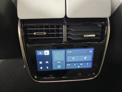Used 2023 Rivian R1S Adventure AWD/4WD image 27