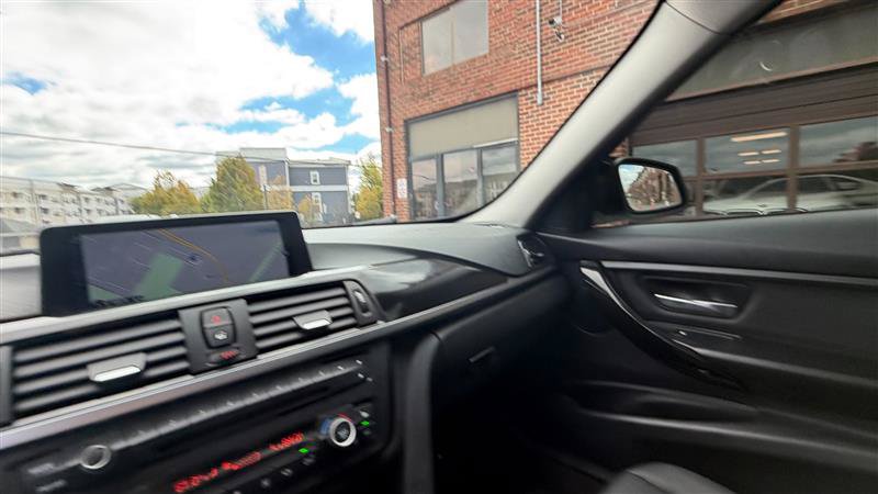 Used 2014 BMW 335i xDrive Sedan AWD/4WD image 38