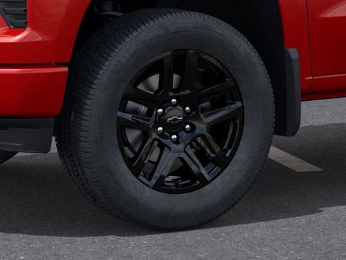 New 2026 Chevrolet Silverado 1500 Custom w/ LPO, Dark Essentials Package image 9