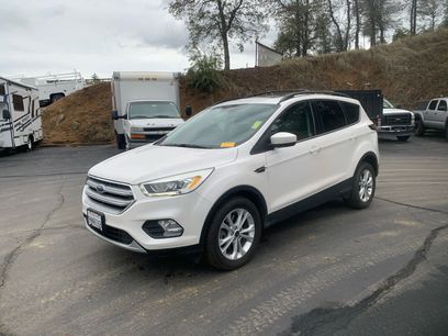 Used 2017 Ford Escape SE w/ SE Leather Comfort Package