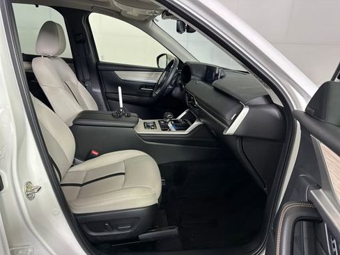 Used 2024 MAZDA CX-90 3.3 Turbo w/ Premium Package image 28