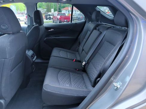 Used 2019 Chevrolet Equinox LT FWD image 22