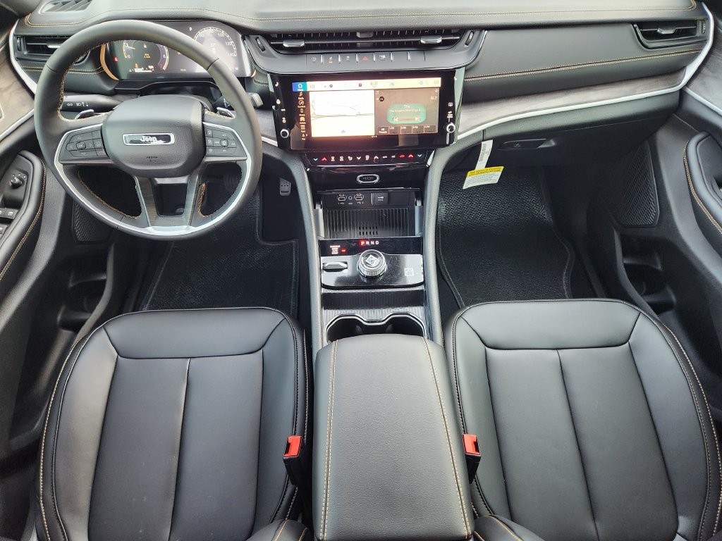 New 2026 Jeep Grand Cherokee Limited AWD/4WD image 18