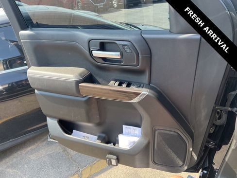 Used 2021 Chevrolet Silverado 1500 RST image 4