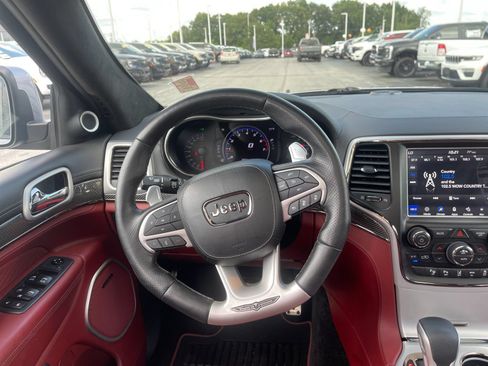 Used 2018 Jeep Grand Cherokee Trackhawk AWD/4WD image 16