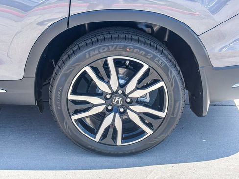 Used 2022 Honda Pilot Elite image 12
