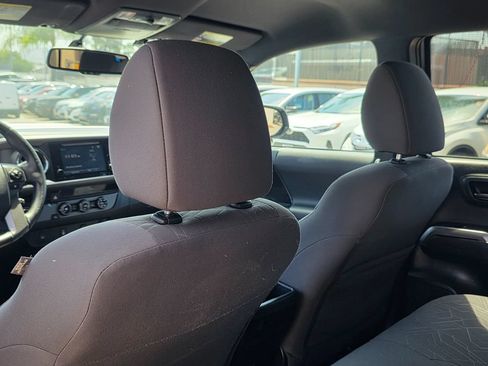 Used 2017 Toyota Tacoma TRD Sport w/ Tow Package RWD image 24