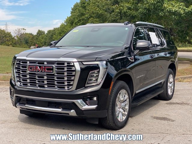Used 2025 GMC Yukon Denali AWD/4WD image 3