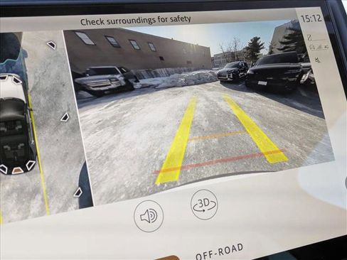 New 2026 Land Rover Discovery Limited Edition image 13