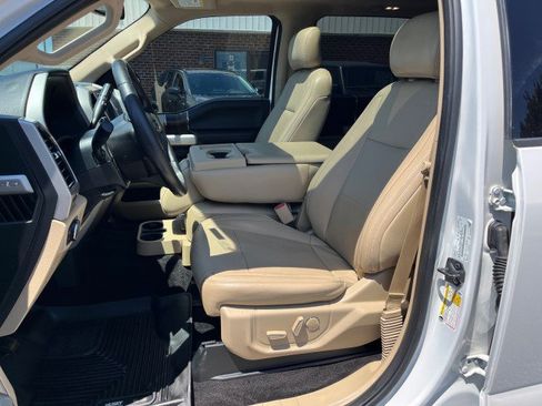 Used 2017 Ford F150 Lariat AWD/4WD image 12