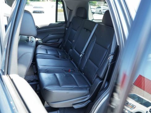 Used 2020 GMC Yukon SLT w/ Premium Edition RWD image 9