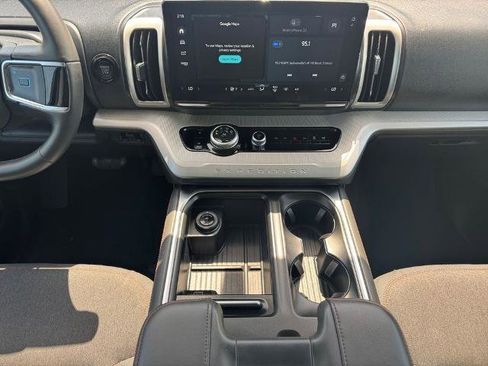 Certified 2025 Ford Expedition Active RWD image 11