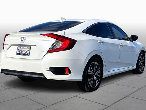 Used 2017 Honda Civic EX-L image 12