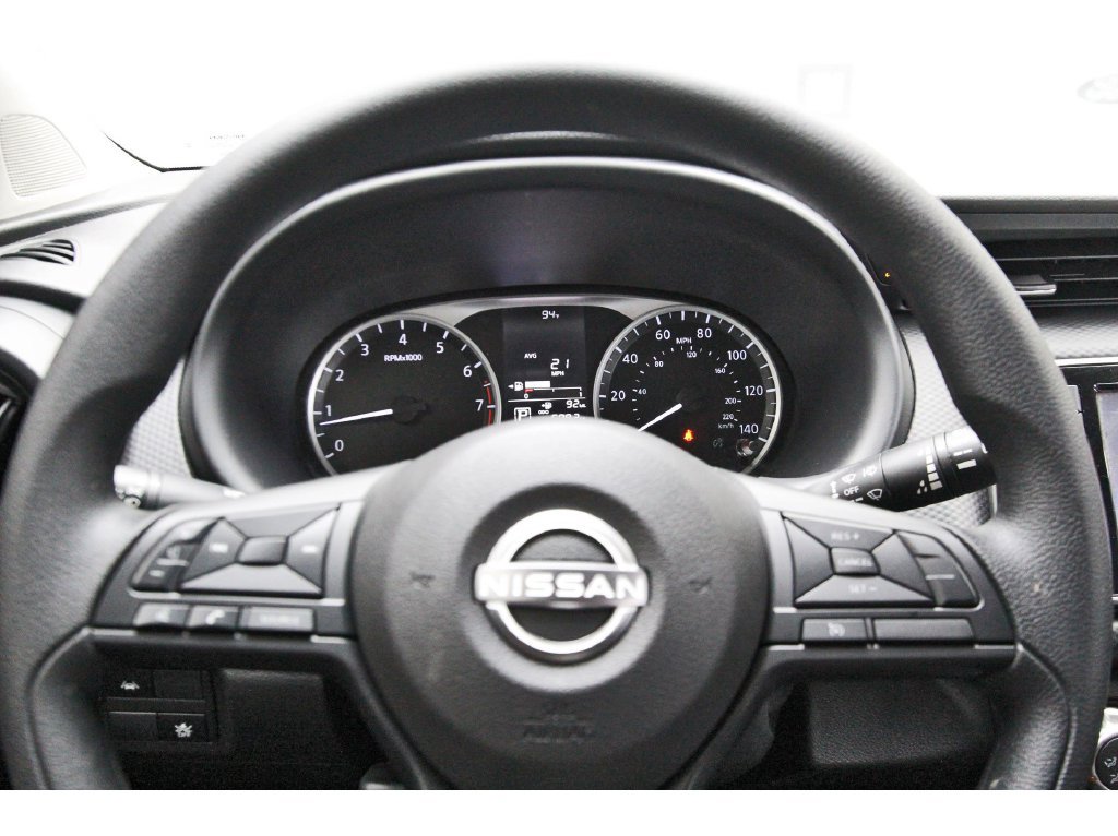 Certified 2025 Nissan Kicks Play S FWD image 13