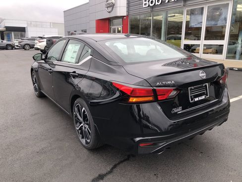 New 2025 Nissan Altima 2.5 SR w/ SR Premium Package image 12