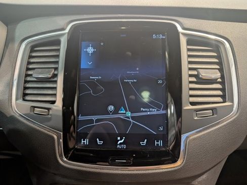 Used 2019 Volvo XC90 T6 Momentum w/ Protection Package Premier image 20