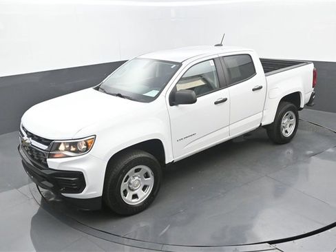 Used 2022 Chevrolet Colorado W/T image 32
