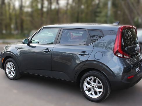 Used 2022 Kia Soul LX w/ Technology Package image 7