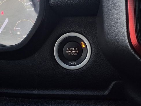 Used 2019 RAM 1500 Rebel image 18