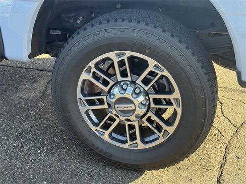 Certified 2024 Ford F350 Limited w/ Snow Plow Prep Package image 5