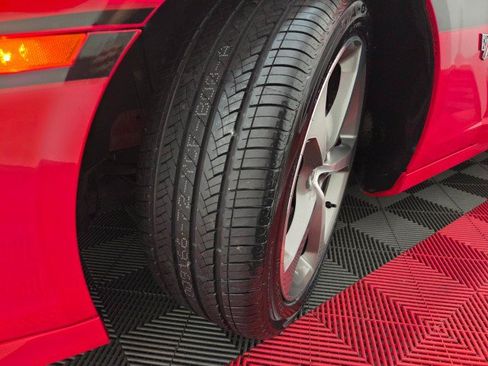 Used 2015 Chevrolet Camaro SS w/ Commemorative Special Edition RWD image 65