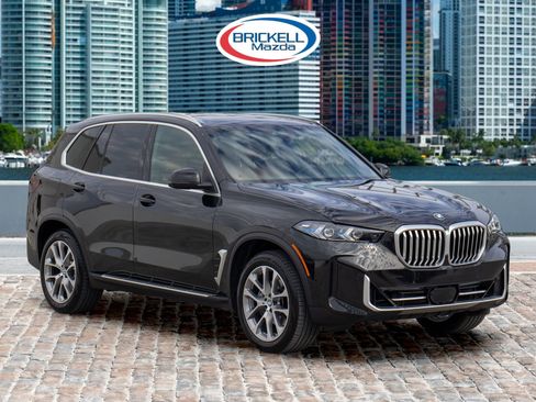 Used 2026 BMW X5 sDrive40i image 9