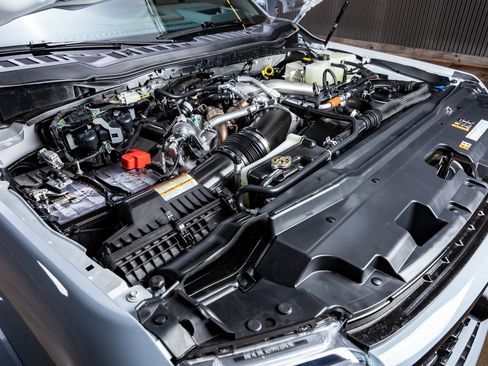 Used 2026 Ford F450 King Ranch w/ Chrome Package image 40