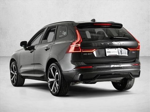 Used 2023 Volvo XC60 B6 Ultimate image 9