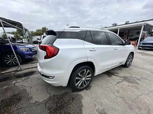 Used 2020 GMC Terrain Denali w/ Denali Premium Package image 22