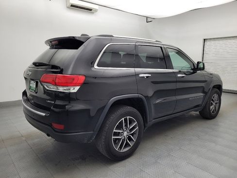Used 2017 Jeep Grand Cherokee Limited image 9