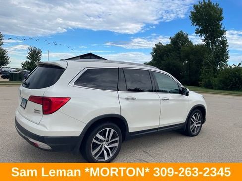Used 2018 Honda Pilot Touring image 3