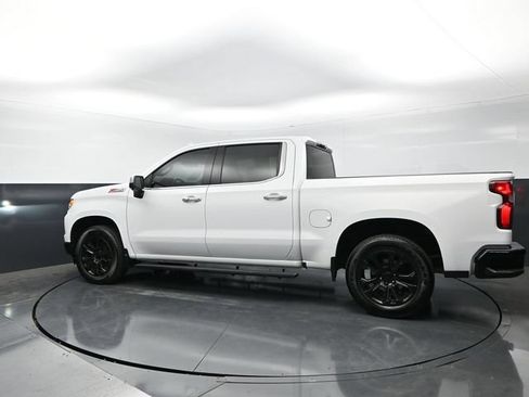 Used 2023 Chevrolet Silverado 1500 LTZ AWD/4WD image 2