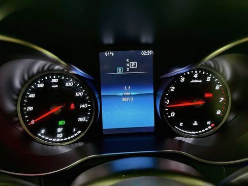 Used 2022 Mercedes-Benz GLC 300 image 12